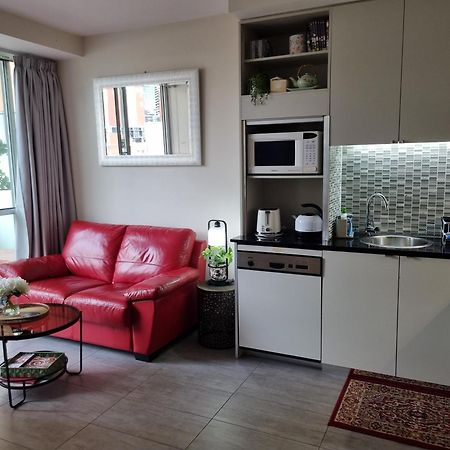 Pleasant City Stay On Collins Melbourne Buitenkant foto